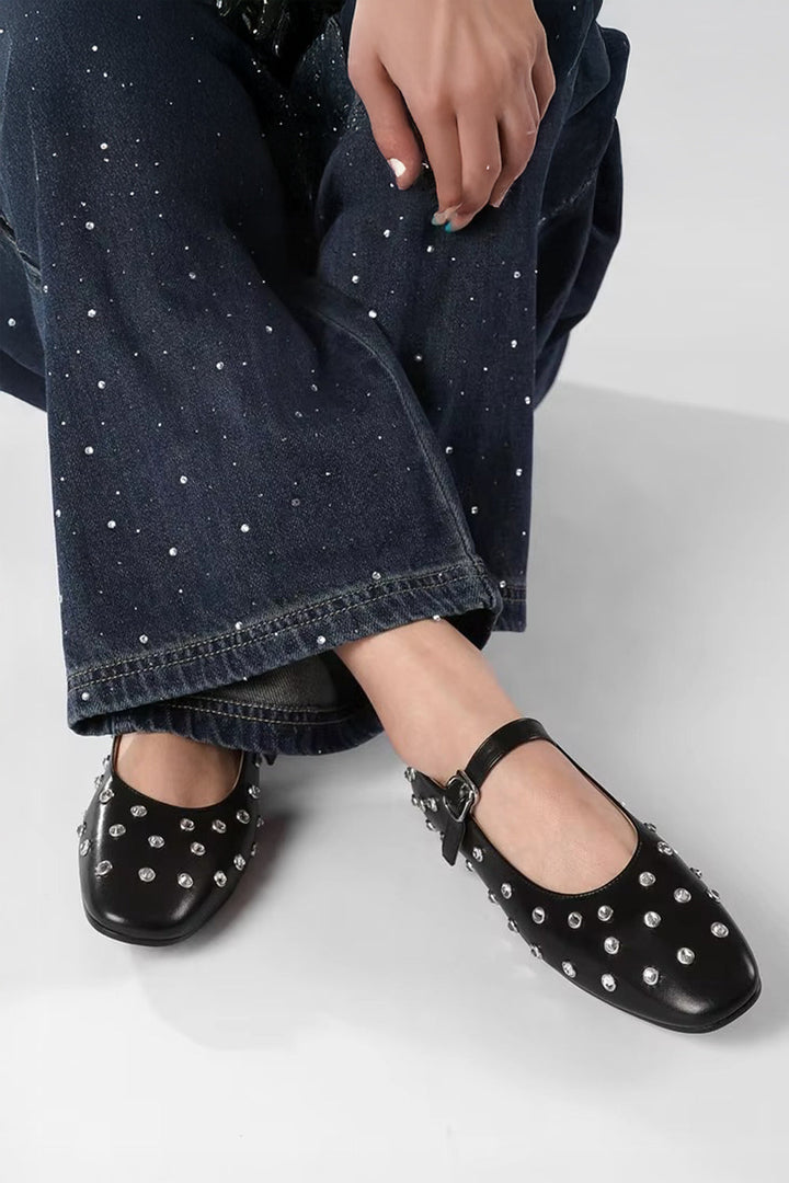 ONIVA – Ballerine con borchie tonde decorative