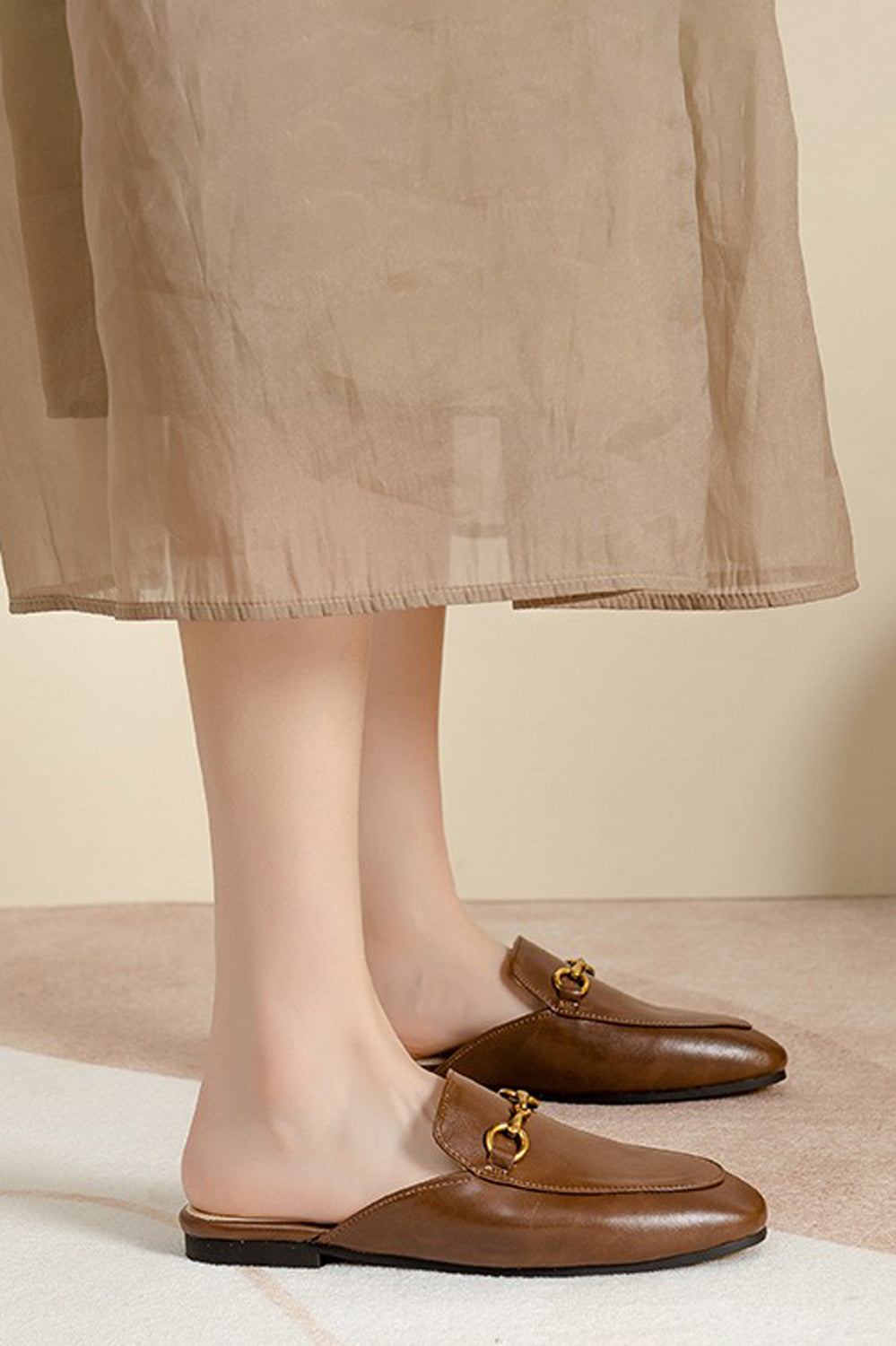 Gallia – Sabot flat con dettaglio fibbia