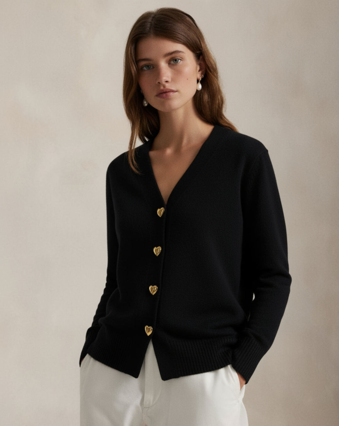 Cardigan in Lana con Bottoni a Cuore