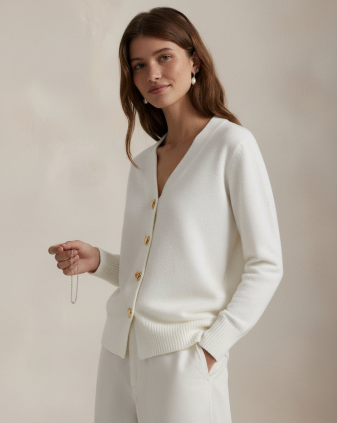 Cardigan in Lana con Bottoni a Cuore