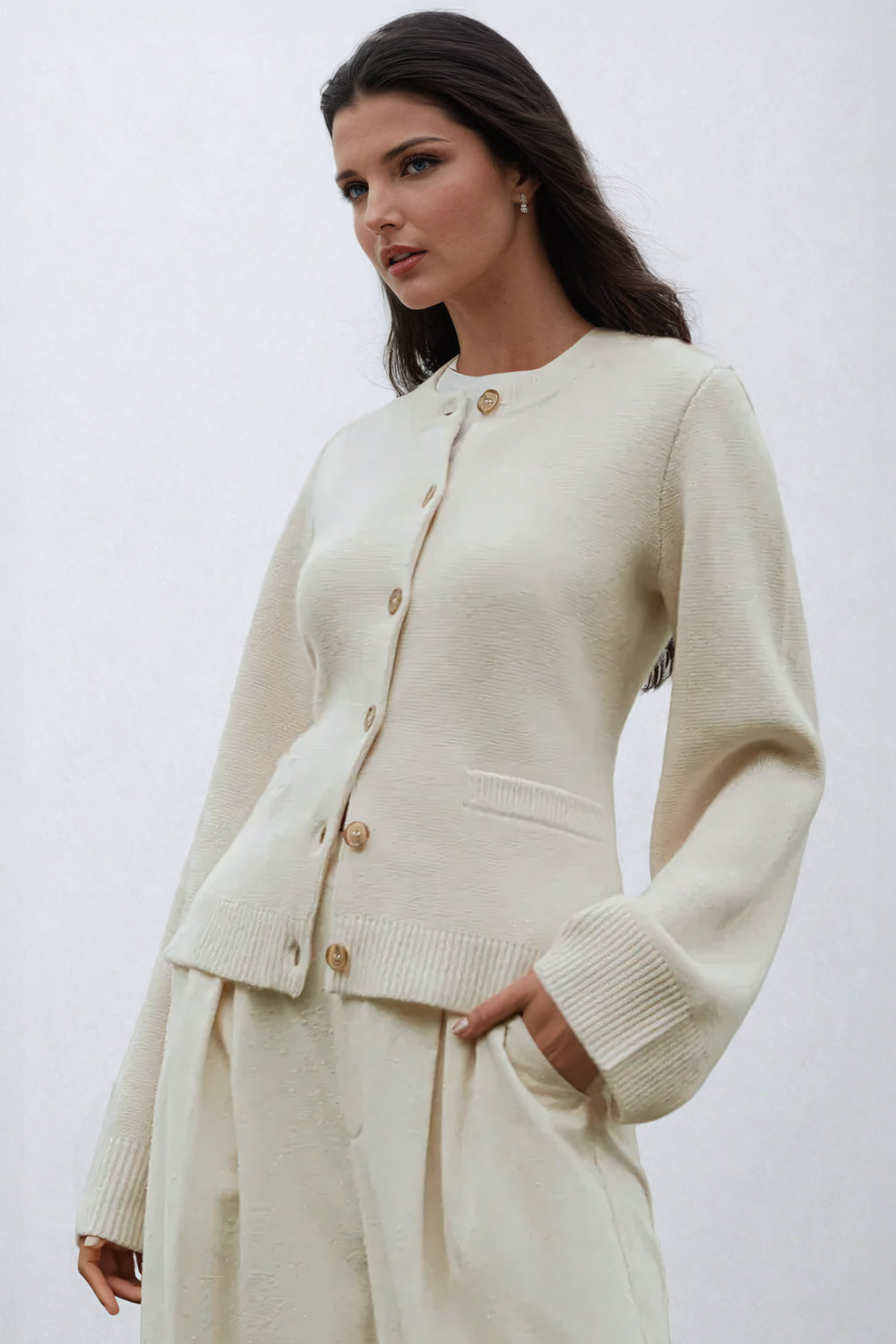 Dolcezza-Maglione con bottoni e dettagli a coste
