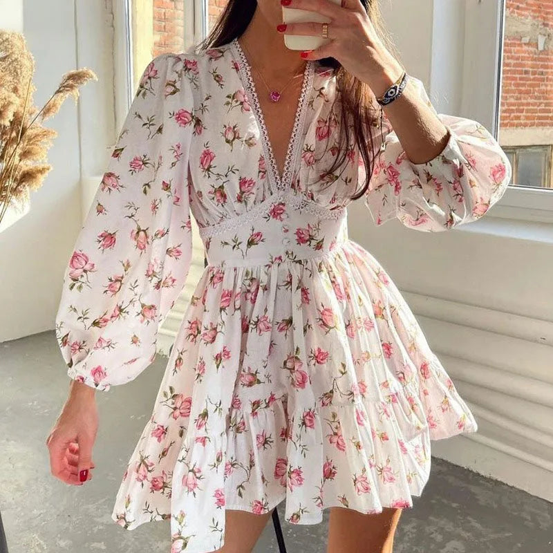 Dina - Abito elegante e morbido con stampa floreale e scollo a V