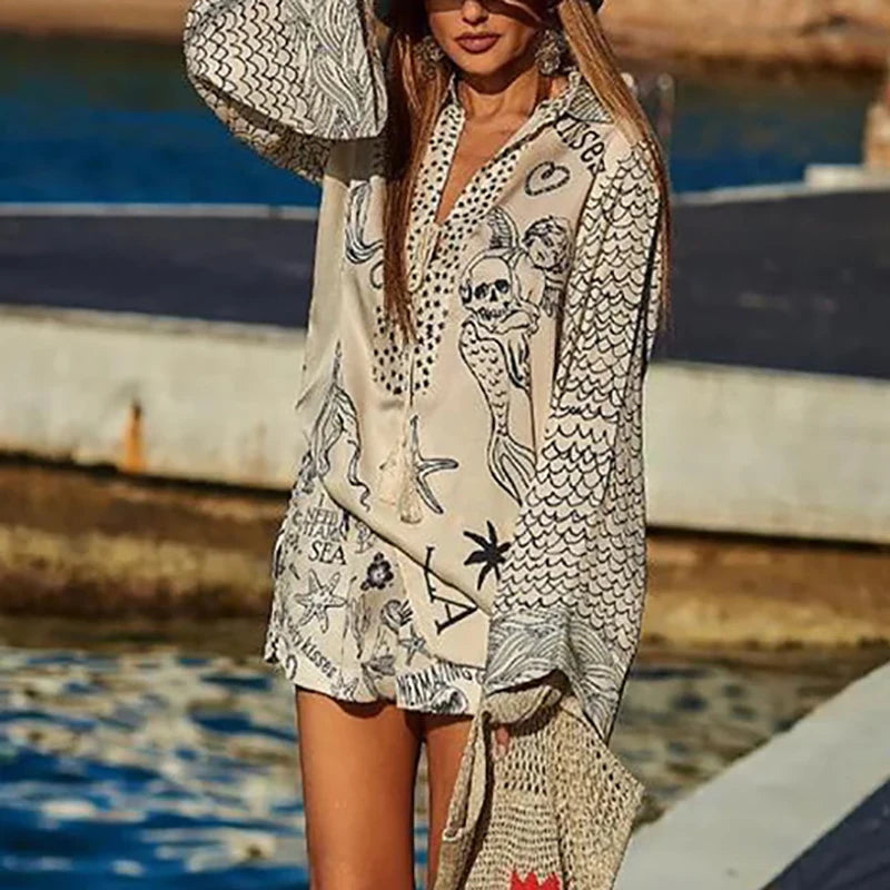 Vento d’Estate – Completo in raso con stampa unica, camicia con frange e shorts a vita elastica