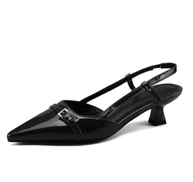 Amalfi Curve – Slingback verniciata con tacco basso