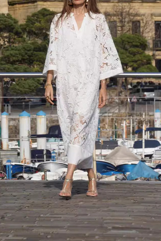 Alba™- Abito in pizzo moderno, fluido e raffinato