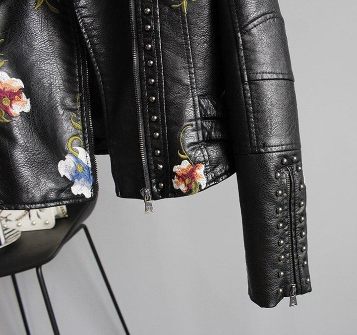 GIACCA IN PELLE EMILIA-CALOU CON RICAMO FLOREALE RÉTRO - BOZZI MILANO